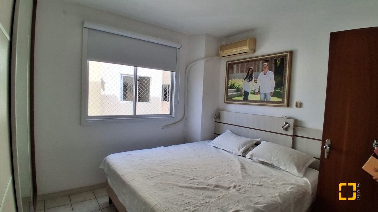 Apartamento com 96m², 4 quartos (sendo 1 suíte), 1 garagem, no bairro Trindade em Florianópolis