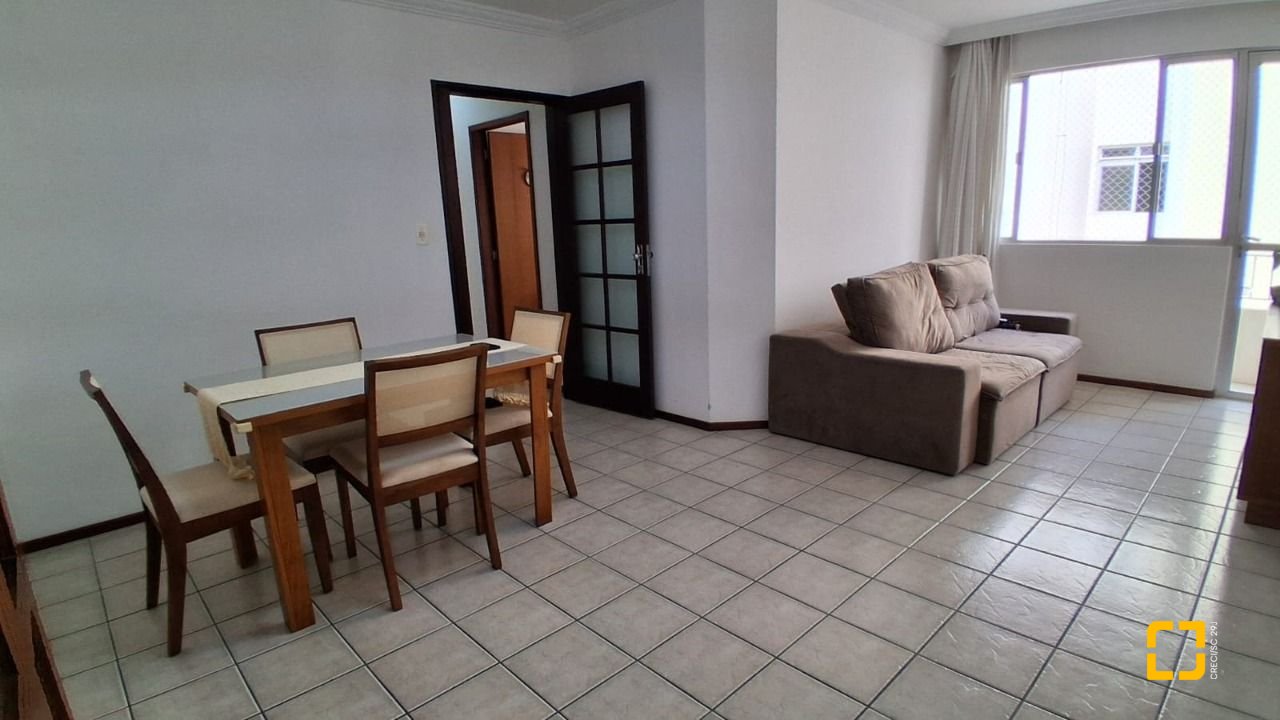 Apartamento com 96m², 4 quartos (sendo 1 suíte), 1 garagem, no bairro Trindade em Florianópolis
