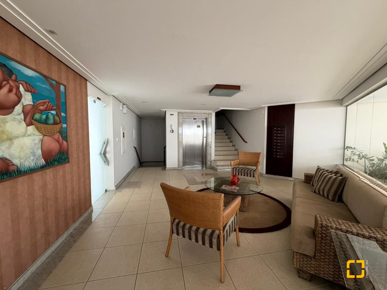Apartamento com 102m², 4 quartos (sendo 1 suíte), 1 garagem, no bairro Jurerê Internacional em Florianópolis