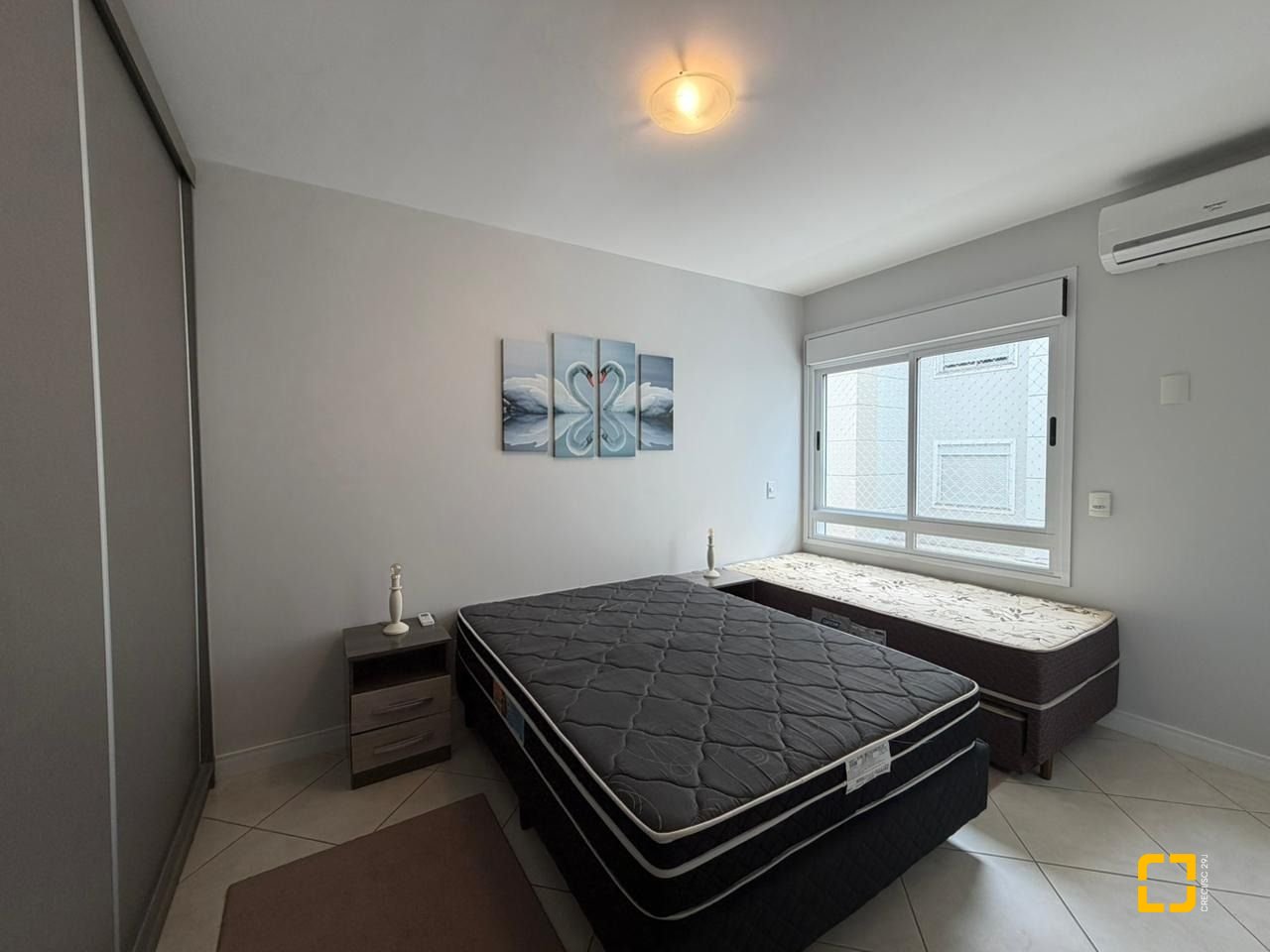 Apartamento com 102m², 4 quartos (sendo 1 suíte), 1 garagem, no bairro Jurerê Internacional em Florianópolis