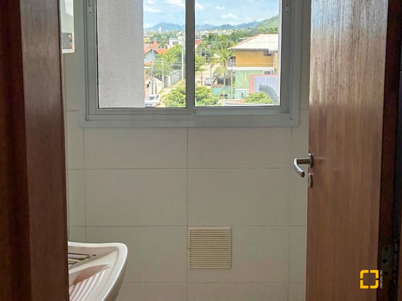 Apartamento com 43m², 1 quarto, 1 garagem, no bairro Rio Tavares em Florianópolis