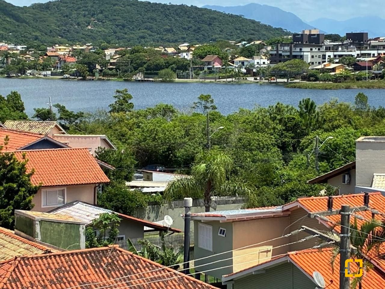 Apartamento com 43m², 1 quarto, 1 garagem, no bairro Rio Tavares em Florianópolis