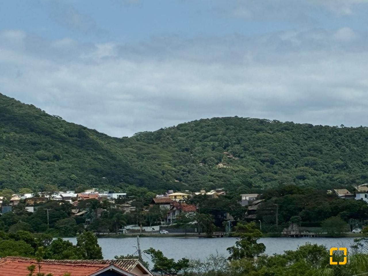 Apartamento com 43m², 1 quarto, 1 garagem, no bairro Rio Tavares em Florianópolis
