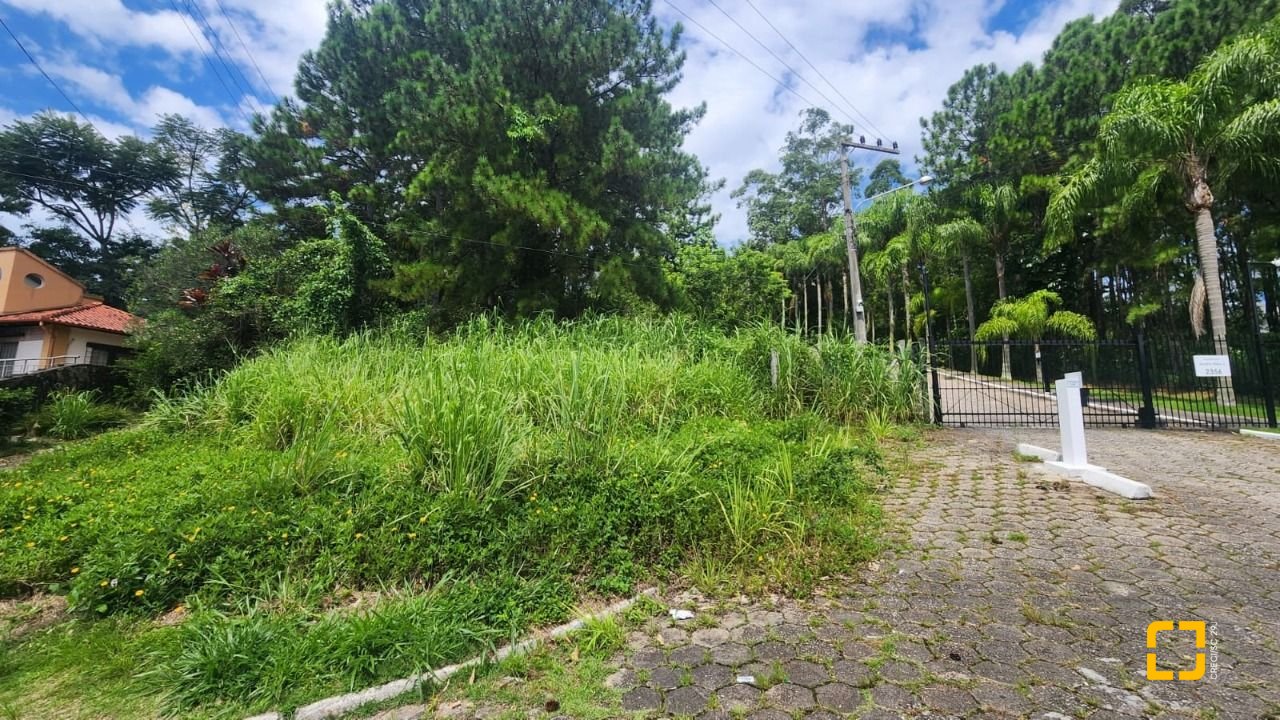 Terreno com 28060m², no bairro Córrego Grande em Florianópolis