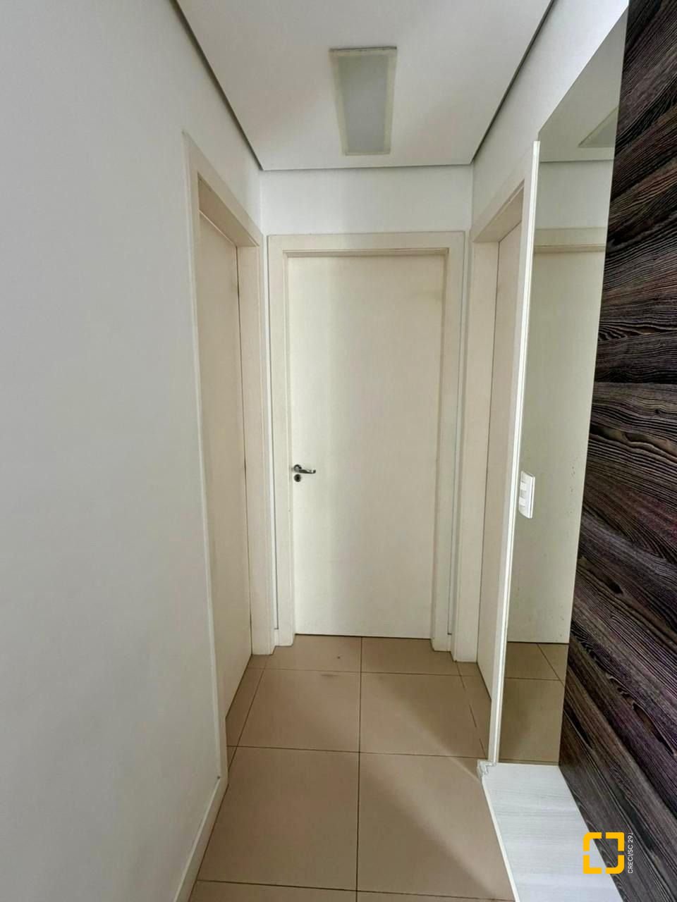 Apartamento com 67m², 3 quartos (sendo 1 suíte), 1 garagem, no bairro Abraão em Florianópolis
