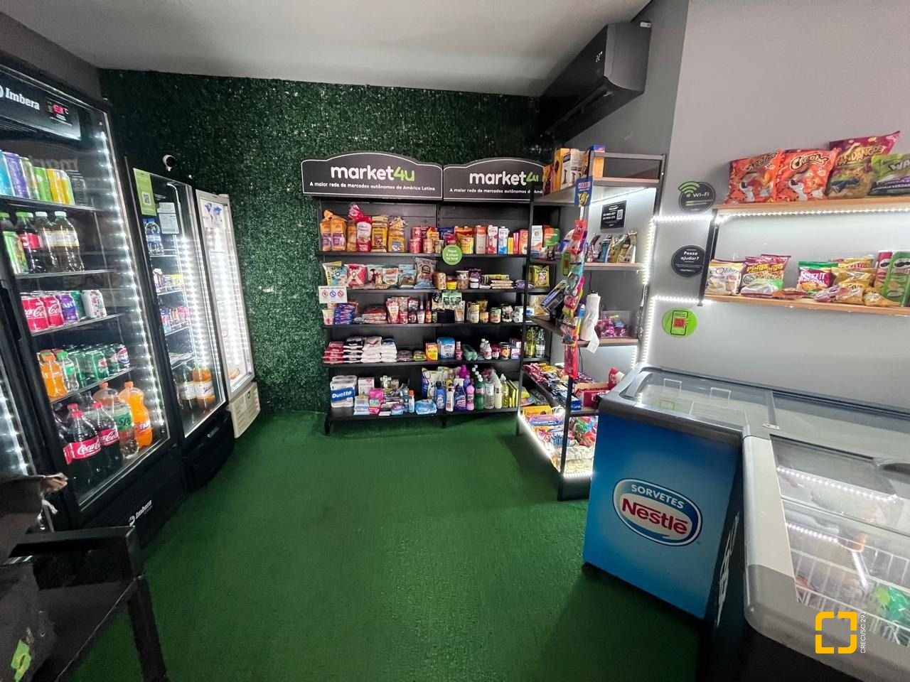 Apartamento com 67m², 3 quartos (sendo 1 suíte), 1 garagem, no bairro Abraão em Florianópolis