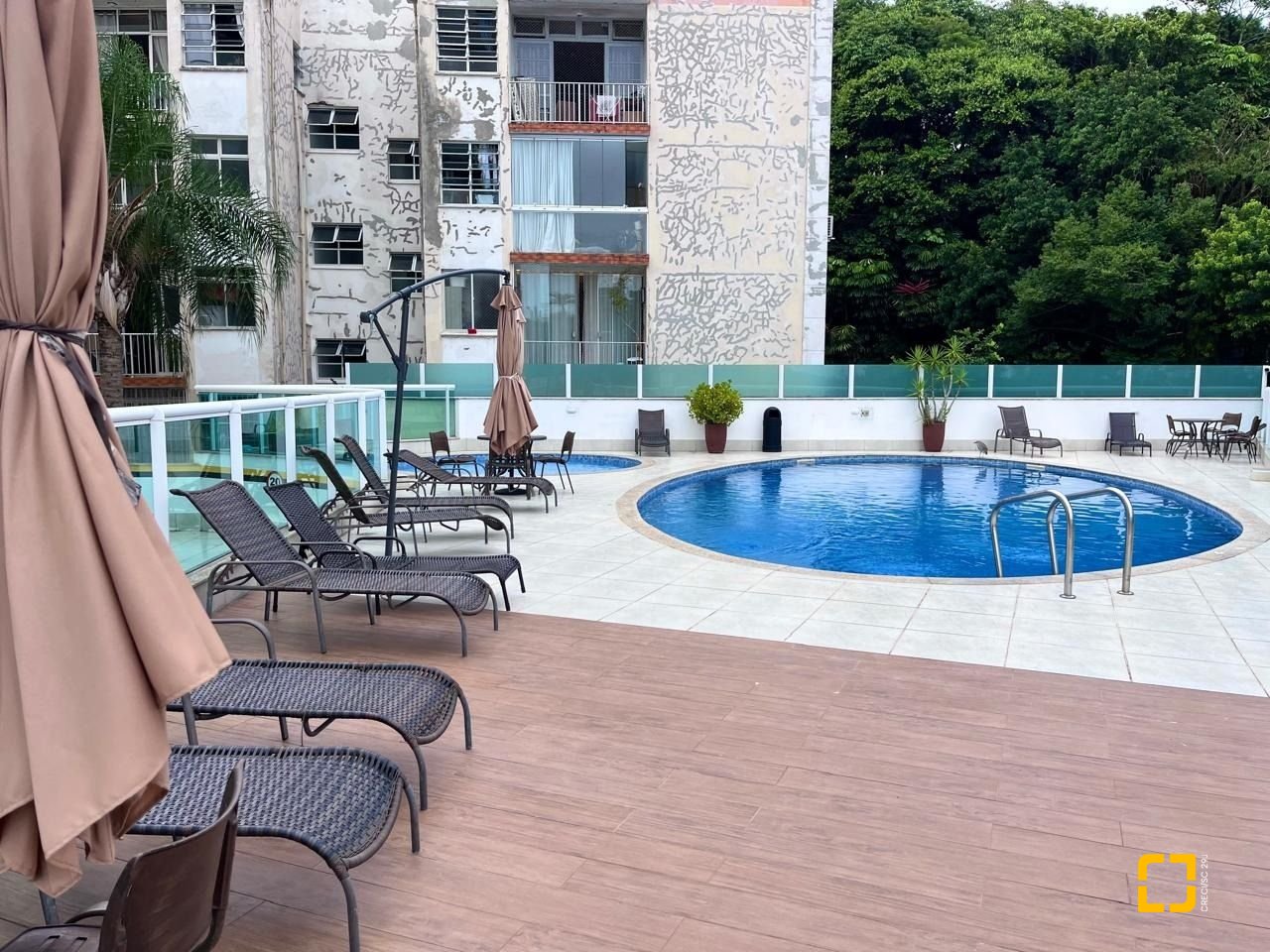 Apartamento com 67m², 3 quartos (sendo 1 suíte), 1 garagem, no bairro Abraão em Florianópolis