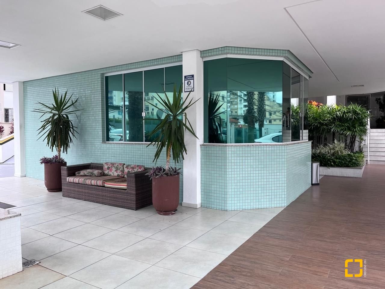 Apartamento com 67m², 3 quartos (sendo 1 suíte), 1 garagem, no bairro Abraão em Florianópolis