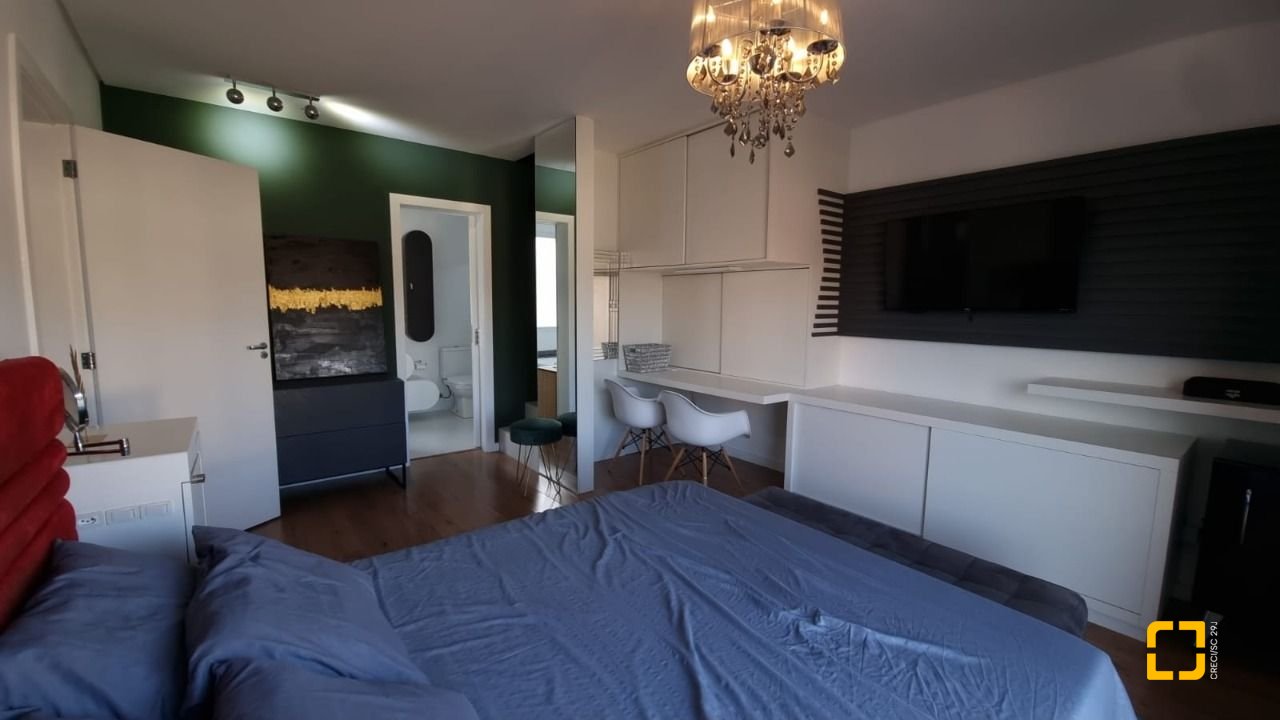 Casa de Condomínio com 138m², 3 quartos (sendo 3 suítes), 2 garagens, no bairro Cachoeira do Bom Jesus em Florianópolis
