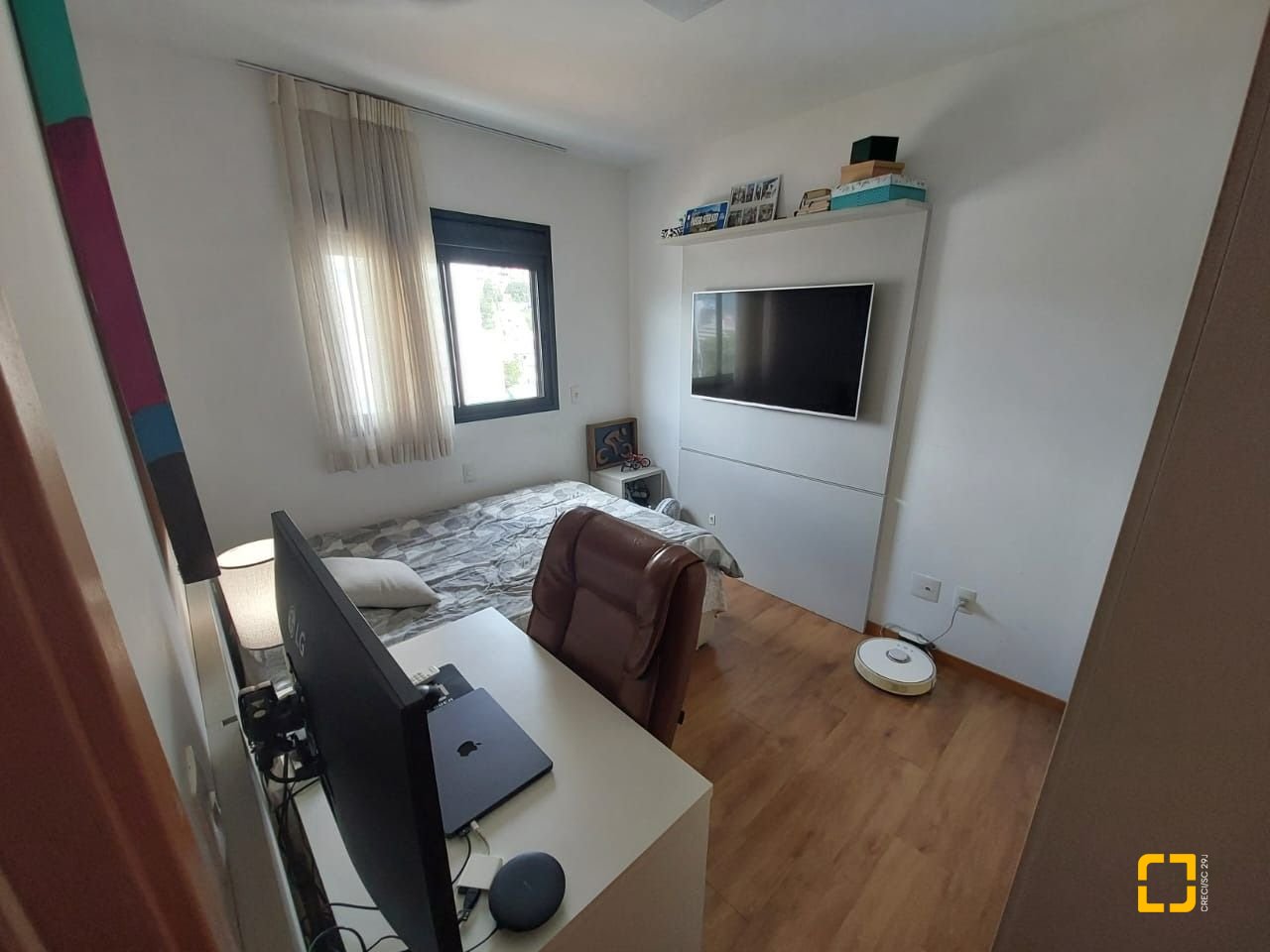 Apartamento com 64m², 3 quartos (sendo 1 suíte), 2 garagens, no bairro Agronômica em Florianópolis