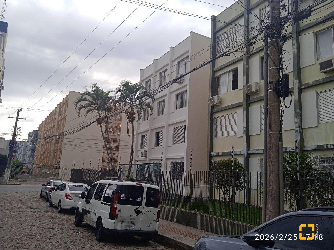 Apartamento com 78m², 4 quartos (sendo 1 suíte), 1 garagem, no bairro Estreito em Florianópolis