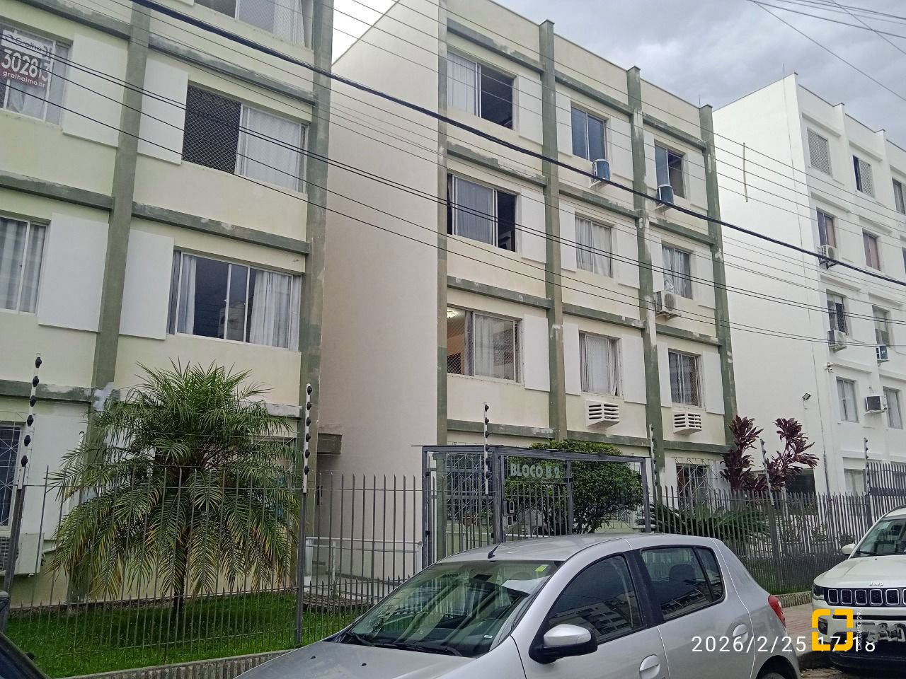 Apartamento com 78m², 4 quartos (sendo 1 suíte), 1 garagem, no bairro Estreito em Florianópolis