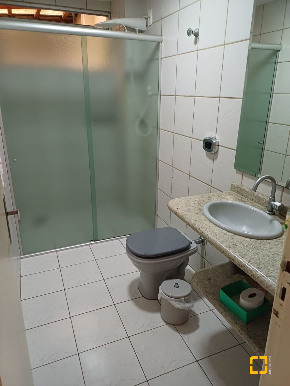 Apartamento com 78m², 4 quartos (sendo 1 suíte), 1 garagem, no bairro Estreito em Florianópolis