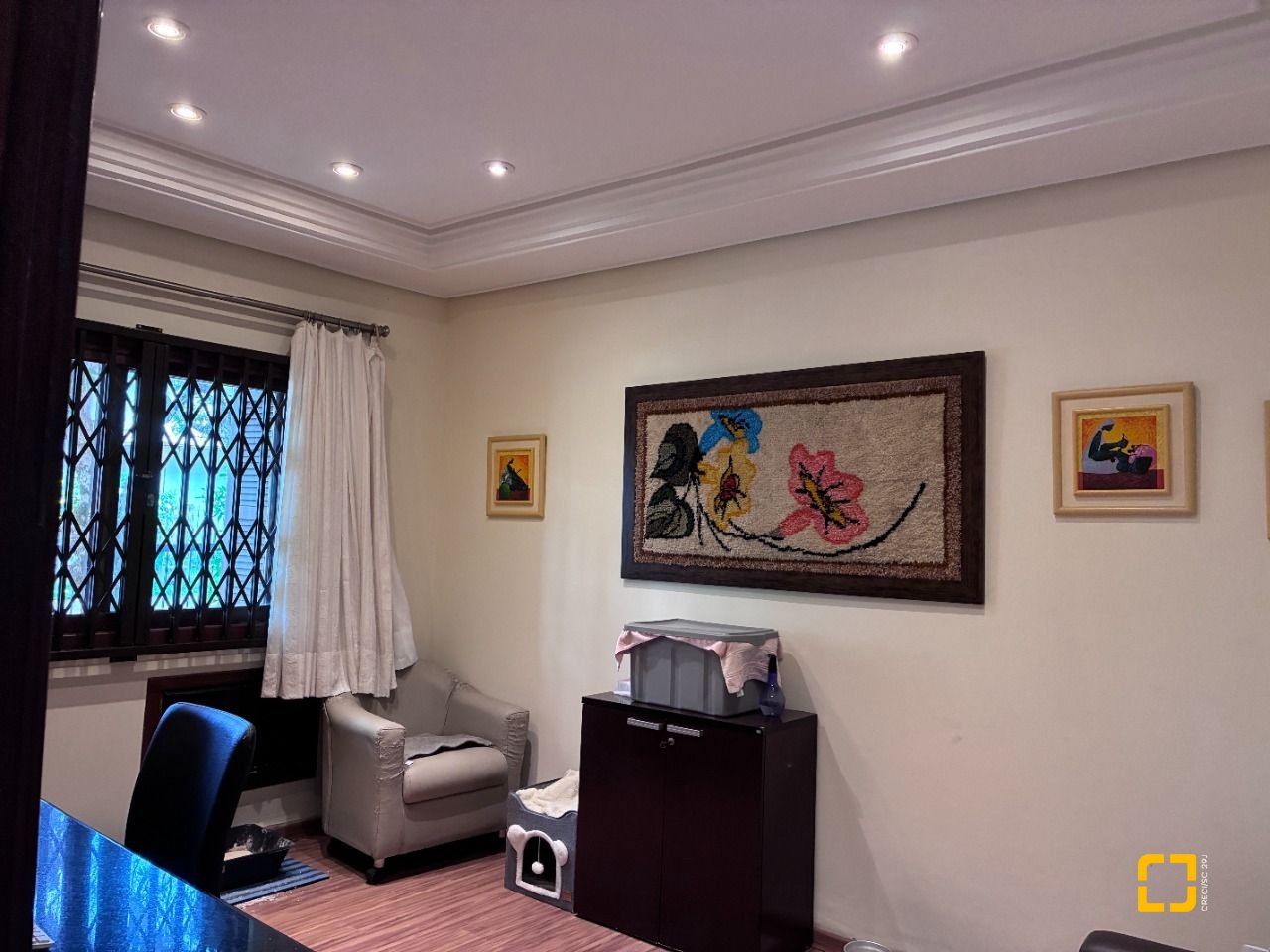 Casa com 640m², 5 quartos (sendo 5 suítes), 4 garagens, no bairro Itacorubi em Florianópolis