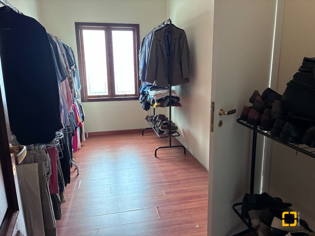 Casa com 640m², 5 quartos (sendo 5 suítes), 4 garagens, no bairro Itacorubi em Florianópolis