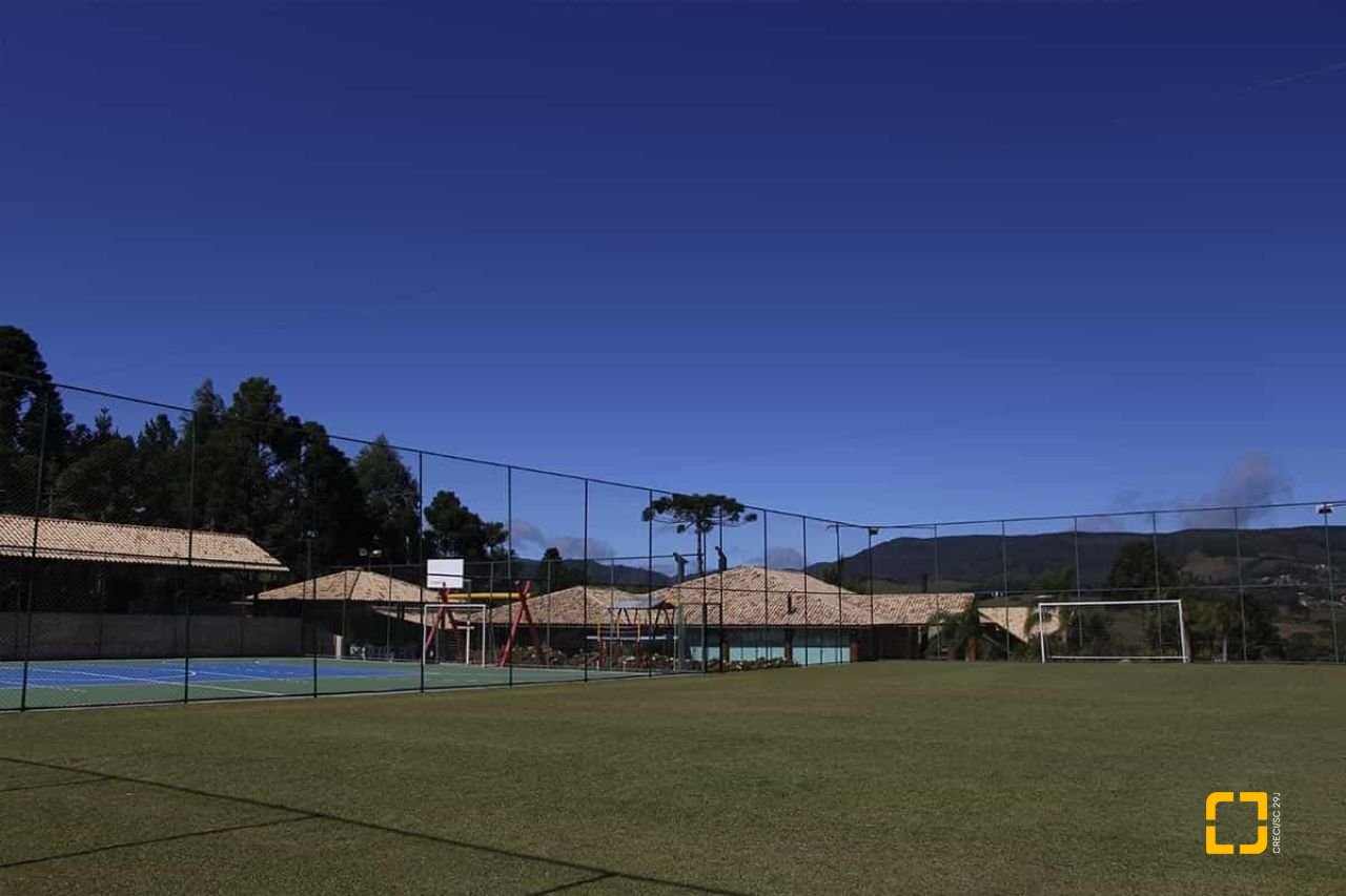 Terreno com 1011m², no bairro Invernadinha em Rancho Queimado