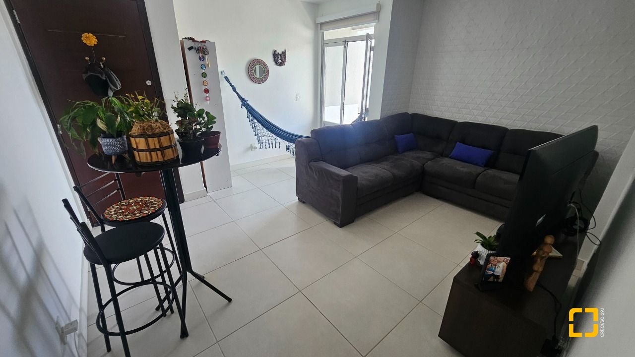 Apartamento com 69m², 2 quartos, 1 garagem, no bairro Kobrasol em São José
