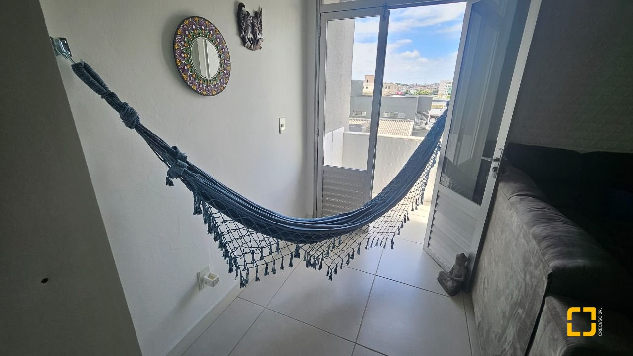 Apartamento com 69m², 2 quartos, 1 garagem, no bairro Kobrasol em São José