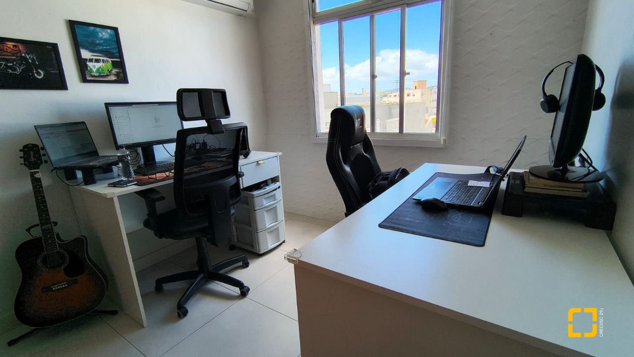 Apartamento com 69m², 2 quartos, 1 garagem, no bairro Kobrasol em São José