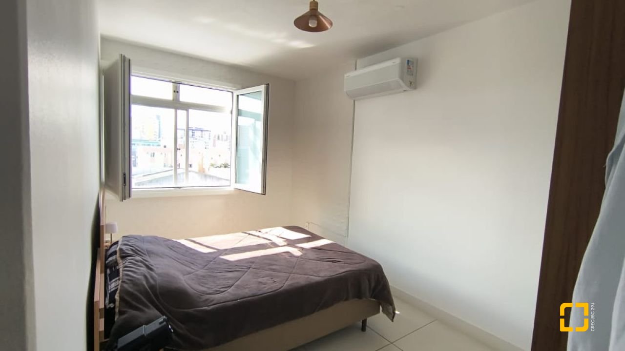 Apartamento com 69m², 2 quartos, 1 garagem, no bairro Kobrasol em São José
