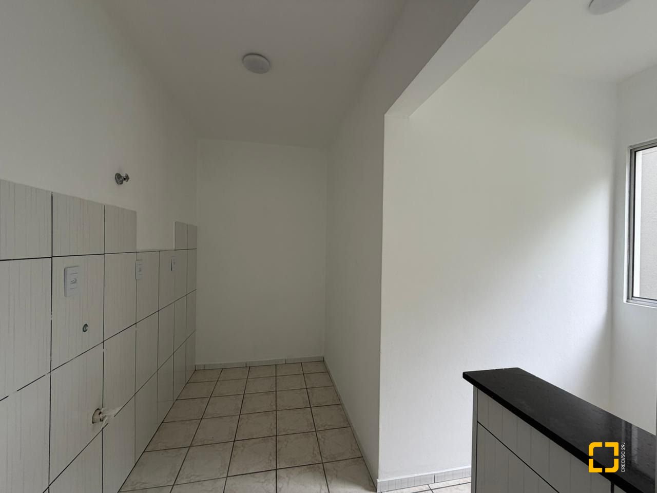 Apartamento com 46m², 2 quartos, 1 garagem, no bairro Serraria em São José
