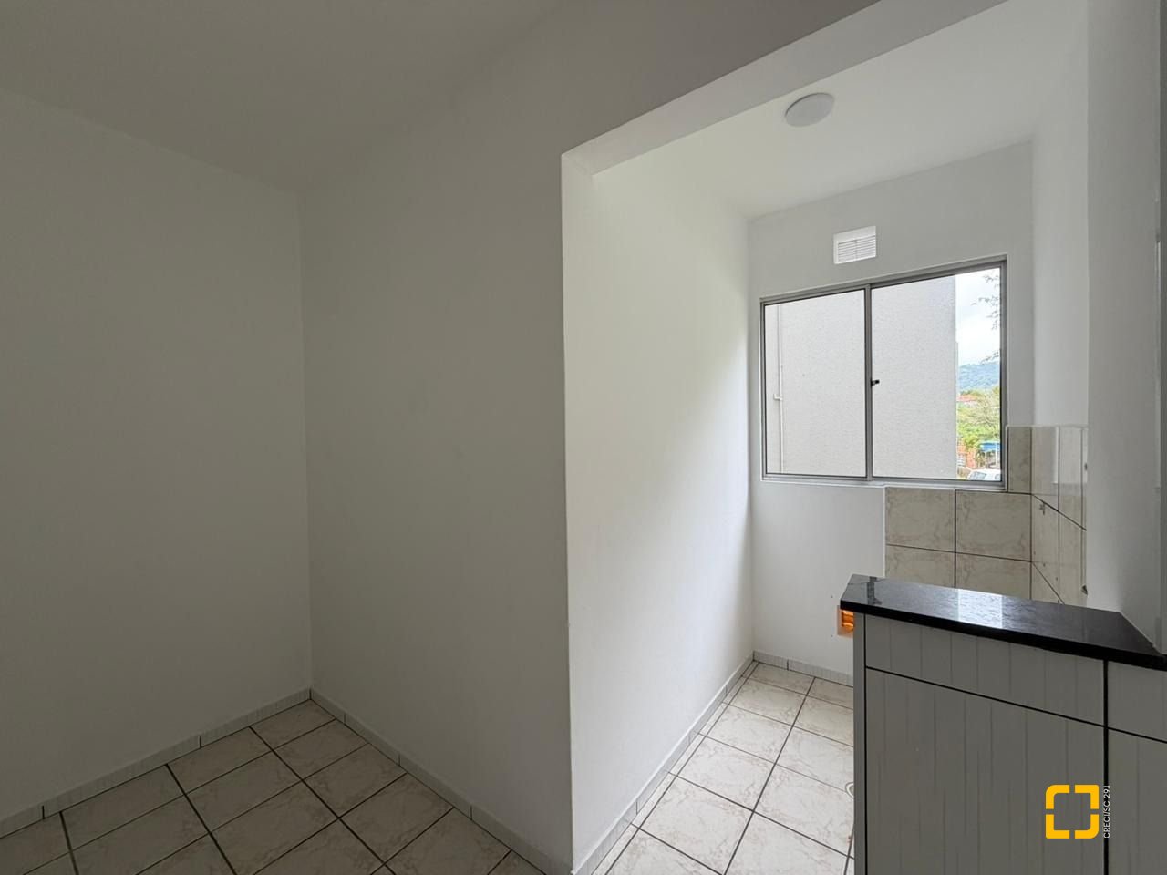 Apartamento com 46m², 2 quartos, 1 garagem, no bairro Serraria em São José