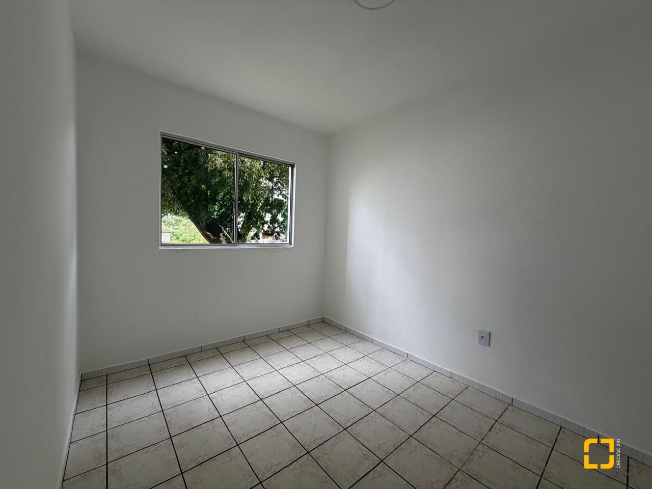 Apartamento com 46m², 2 quartos, 1 garagem, no bairro Serraria em São José