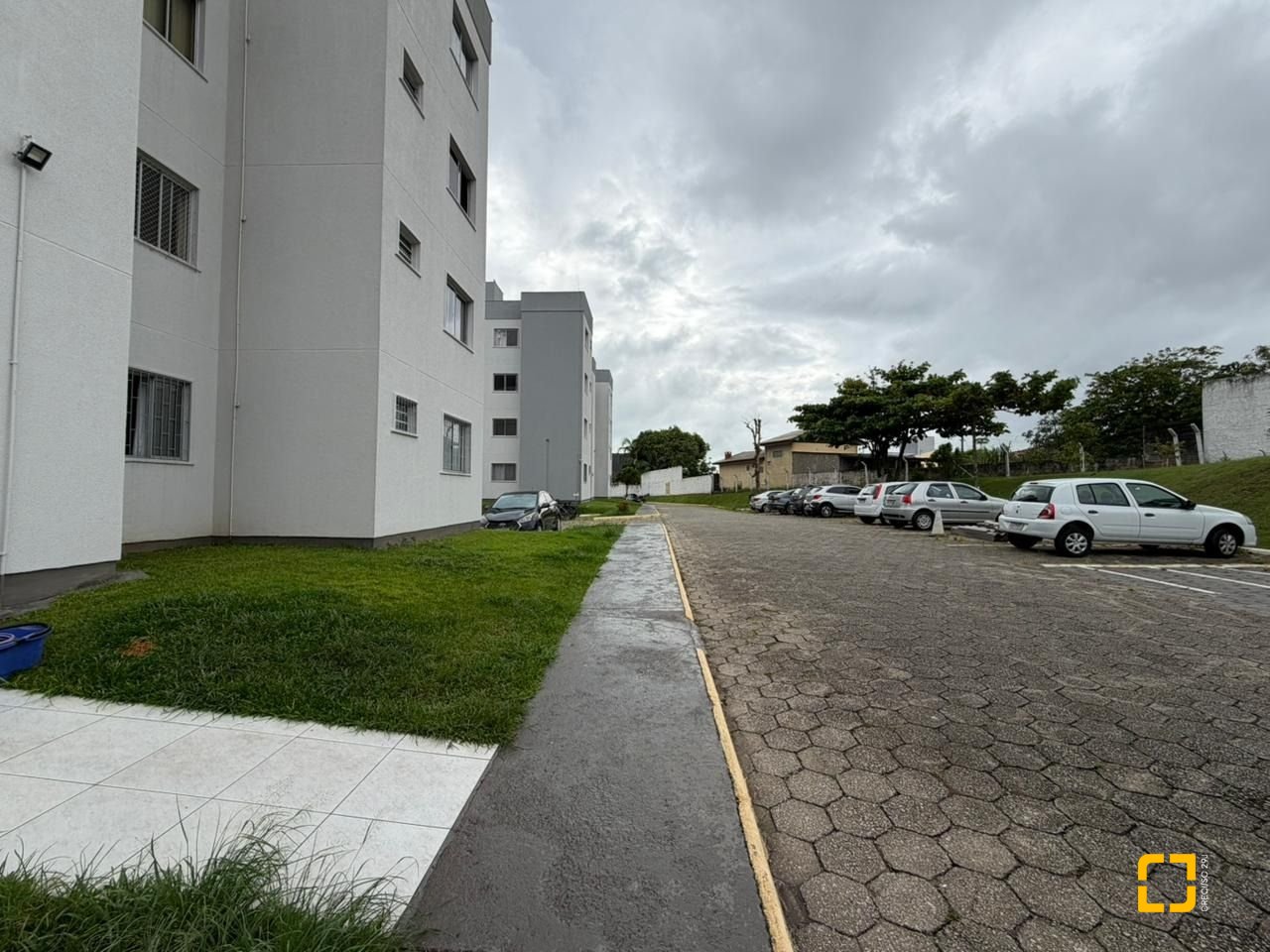 Apartamento com 46m², 2 quartos, 1 garagem, no bairro Serraria em São José