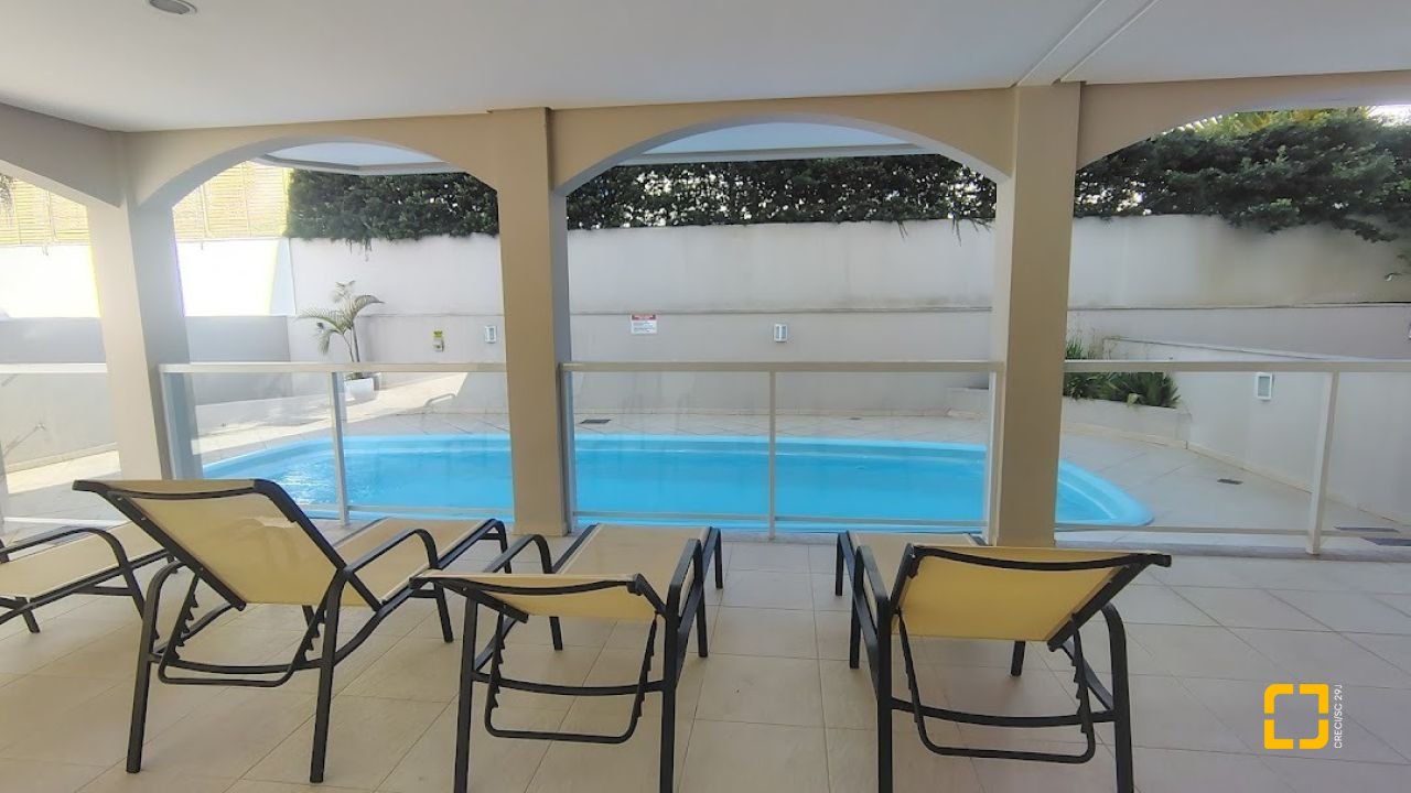 Apartamento com 118m², 4 quartos (sendo 1 suíte), 2 garagens, no bairro Jurerê Internacional em Florianópolis