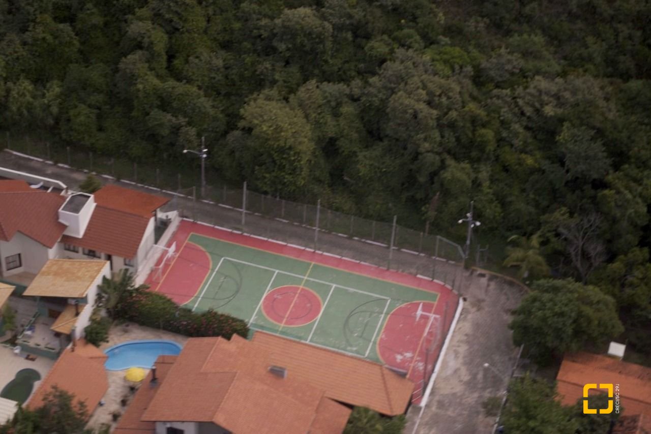 Casa de Condomínio com 520m², 14 quartos (sendo 7 suítes), 6 garagens, no bairro Ingleses em Florianópolis