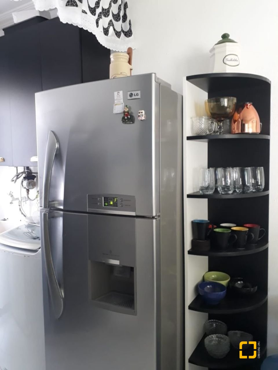 Casa com 200m², 4 quartos (sendo 1 suíte), 4 garagens, no bairro Cachoeira do Bom Jesus em Florianópolis