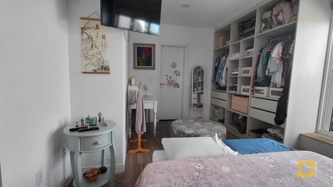 Apartamento com 96m², 4 quartos (sendo 1 suíte), 1 garagem, no bairro Ingleses em Florianópolis