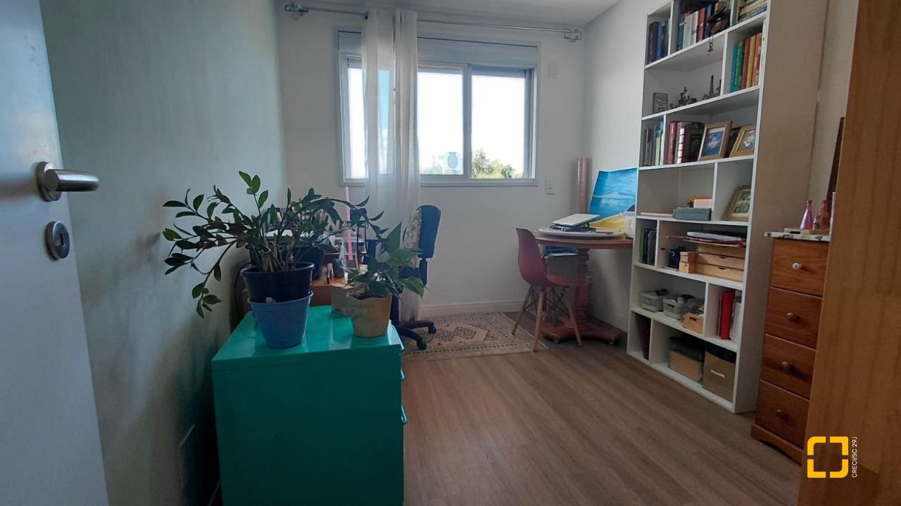 Apartamento com 96m², 4 quartos (sendo 1 suíte), 1 garagem, no bairro Ingleses em Florianópolis
