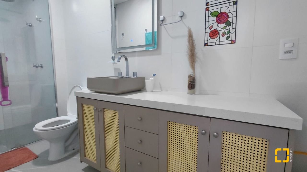 Apartamento com 96m², 4 quartos (sendo 1 suíte), 1 garagem, no bairro Ingleses em Florianópolis