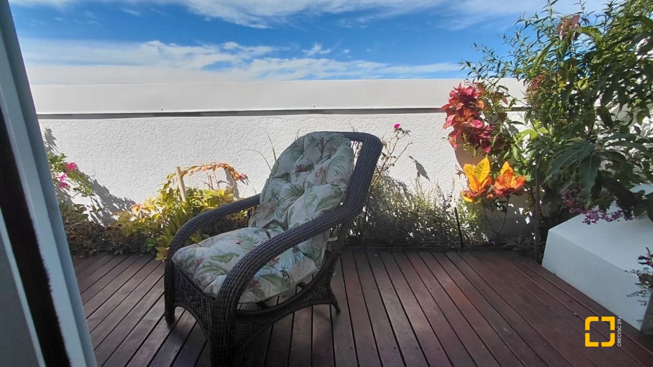 Apartamento com 96m², 4 quartos (sendo 1 suíte), 1 garagem, no bairro Ingleses em Florianópolis