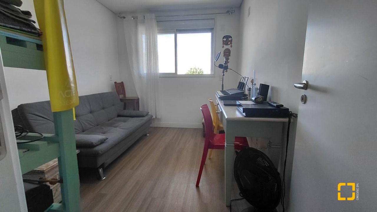 Apartamento com 96m², 4 quartos (sendo 1 suíte), 1 garagem, no bairro Ingleses em Florianópolis