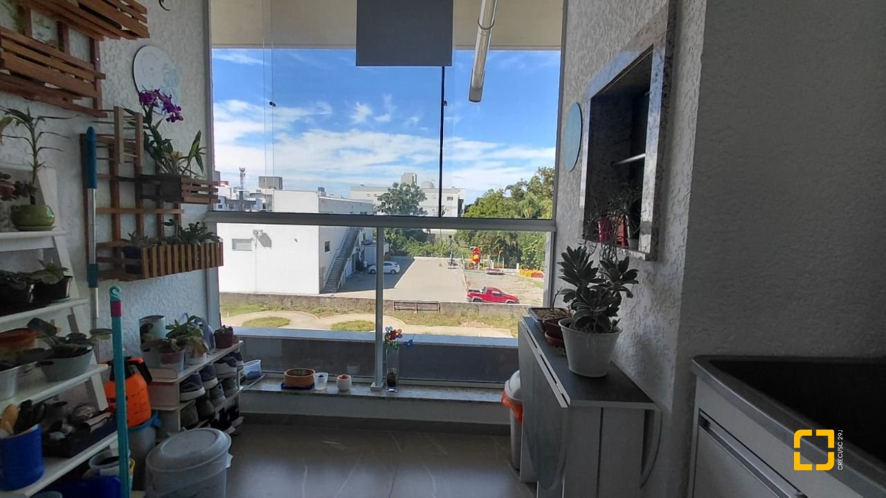 Apartamento com 96m², 4 quartos (sendo 1 suíte), 1 garagem, no bairro Ingleses em Florianópolis