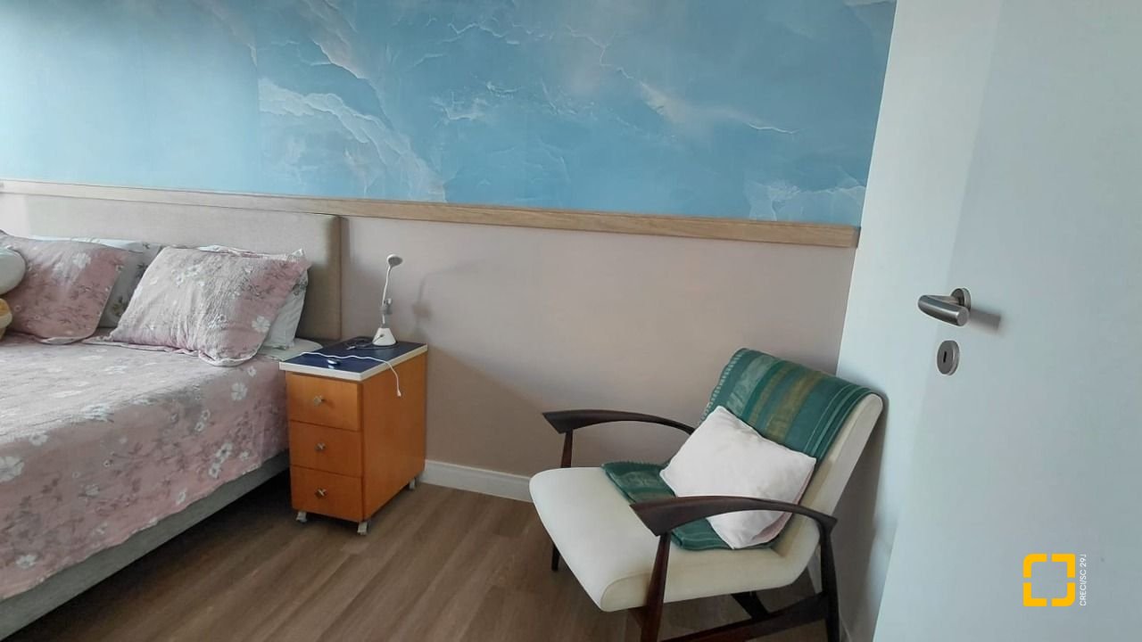 Apartamento com 96m², 4 quartos (sendo 1 suíte), 1 garagem, no bairro Ingleses em Florianópolis