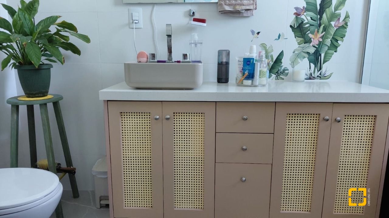 Apartamento com 96m², 4 quartos (sendo 1 suíte), 1 garagem, no bairro Ingleses em Florianópolis