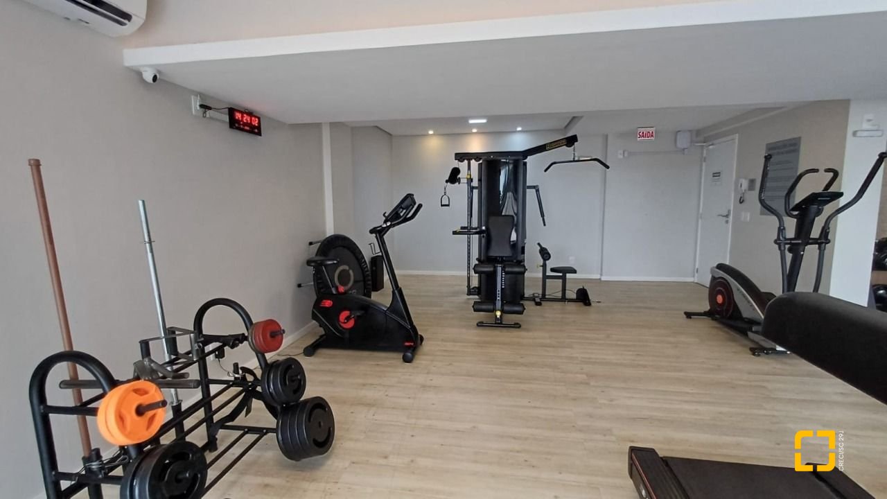 Apartamento com 94m², 5 quartos (sendo 2 suítes), 2 garagens, no bairro Corrego Grande em Florianópolis