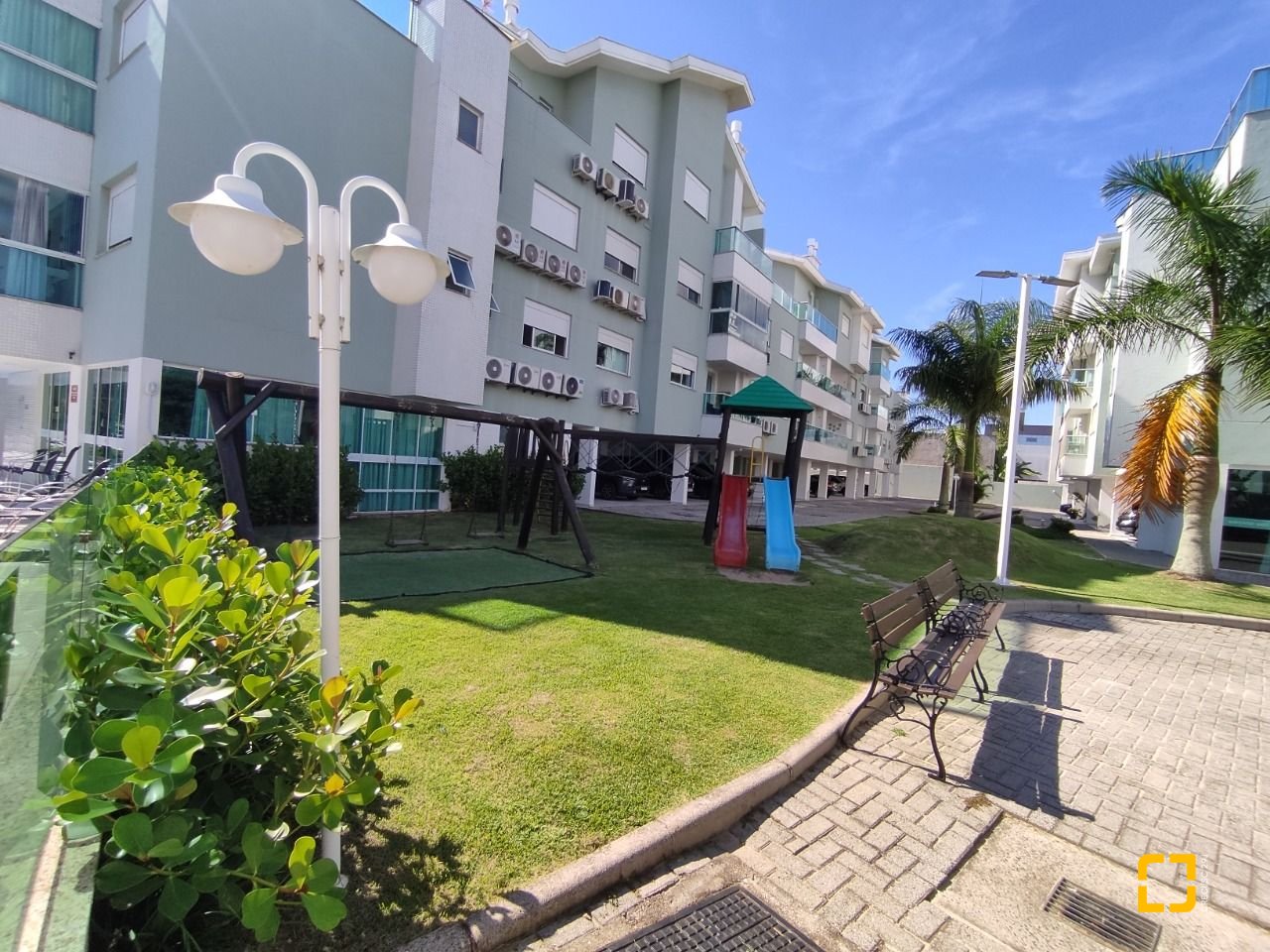 Apartamento com 85m², 3 quartos (sendo 1 suíte), 1 garagem, no bairro Ingleses em Florianópolis