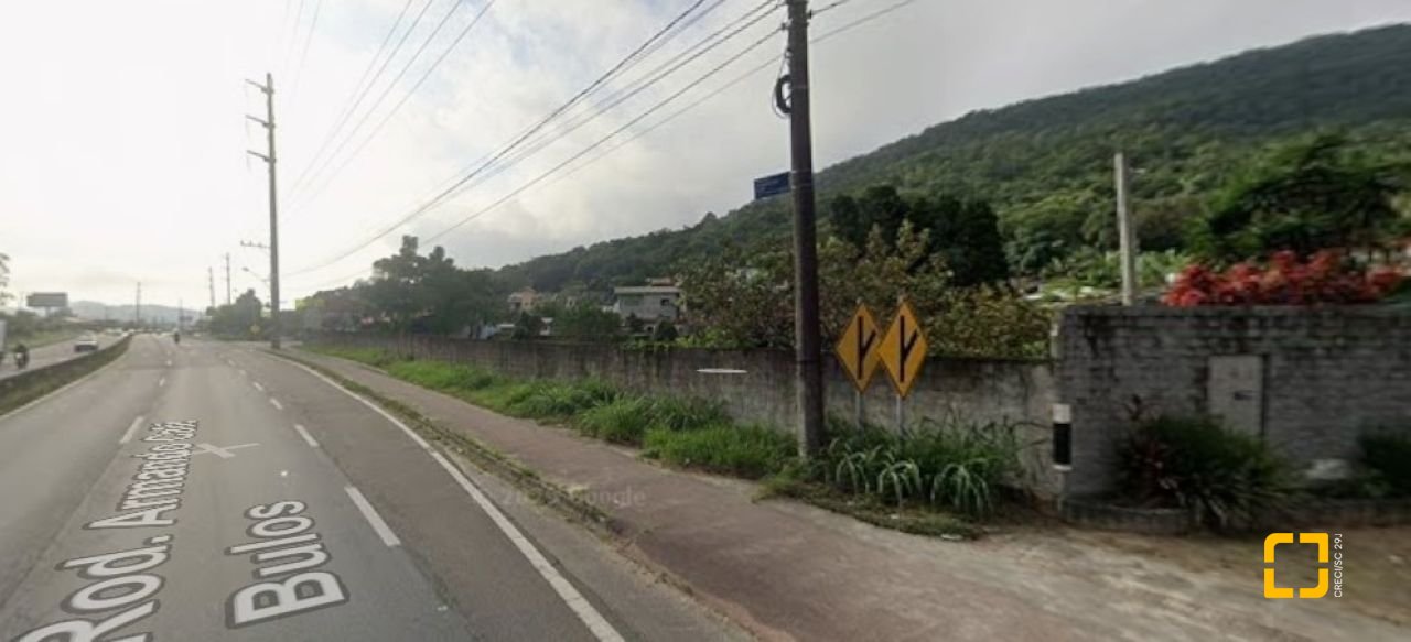 Terreno com 8803m², no bairro Vargem Grande em Florianópolis