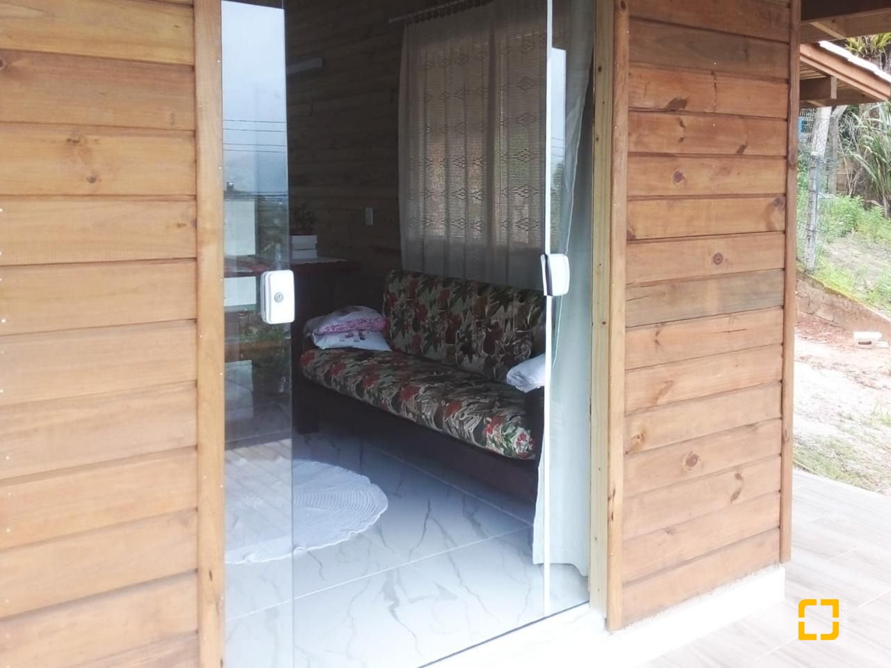 Casa com 60m², 2 quartos, 1 garagem, no bairro Pântano do Sul em Florianópolis
