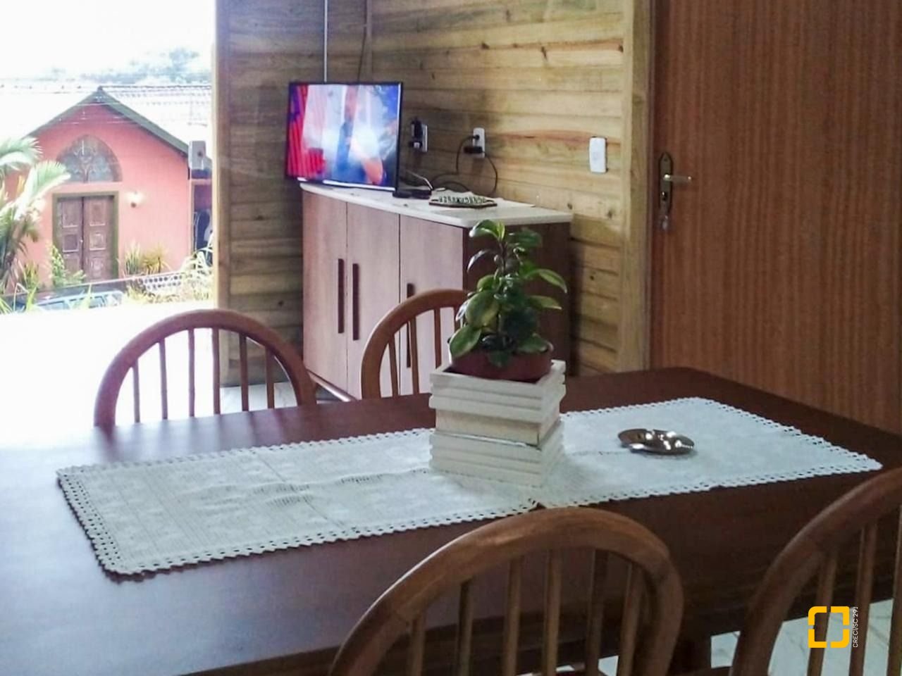 Casa com 60m², 2 quartos, 1 garagem, no bairro Pântano do Sul em Florianópolis