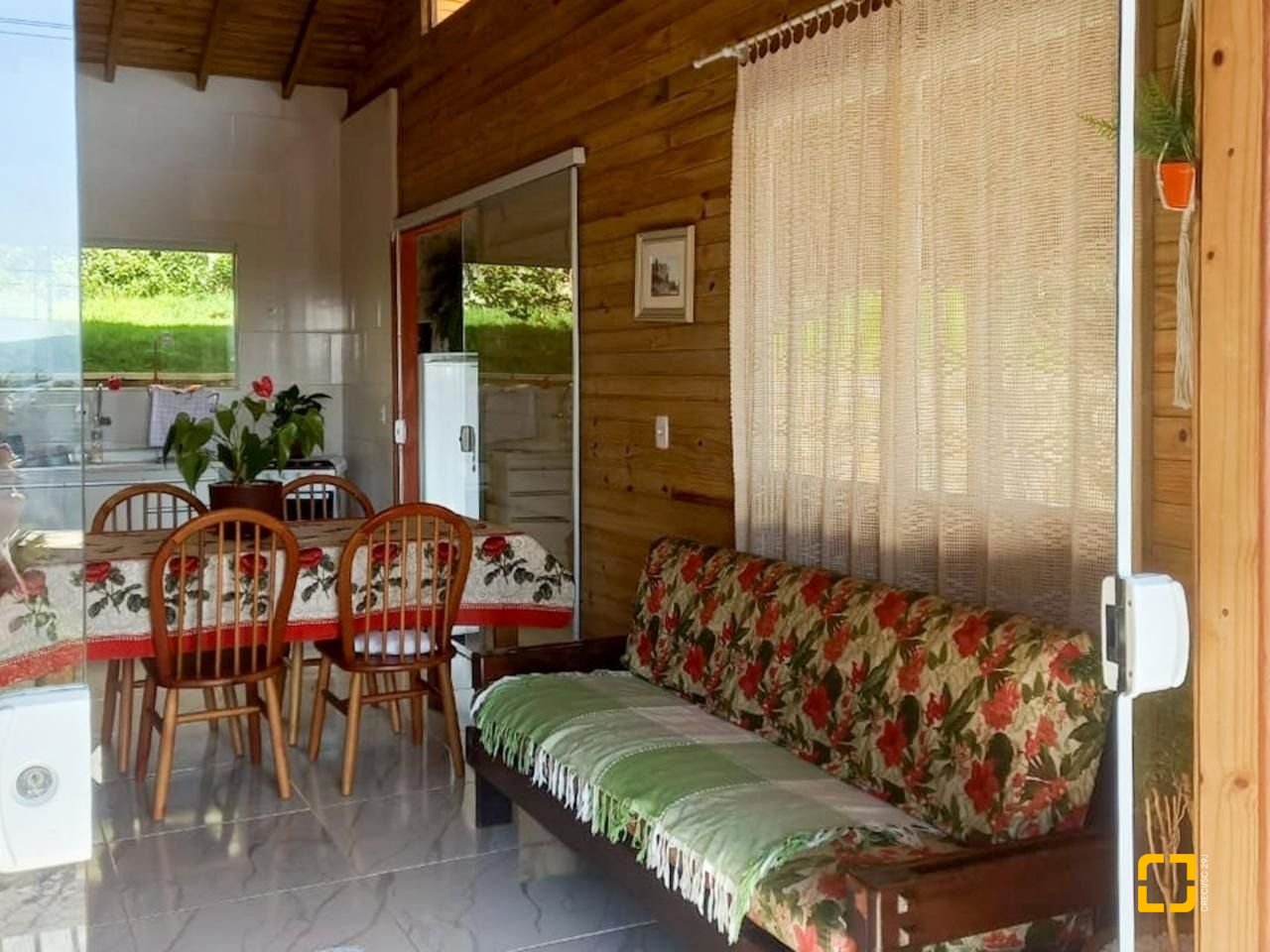 Casa com 60m², 2 quartos, 1 garagem, no bairro Pântano do Sul em Florianópolis
