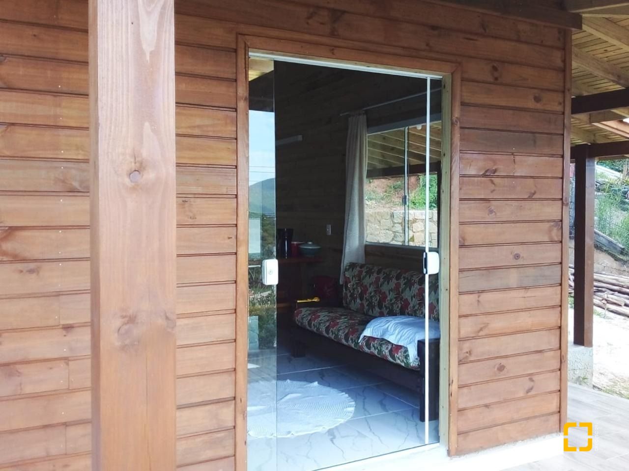 Casa com 60m², 2 quartos, 1 garagem, no bairro Pântano do Sul em Florianópolis
