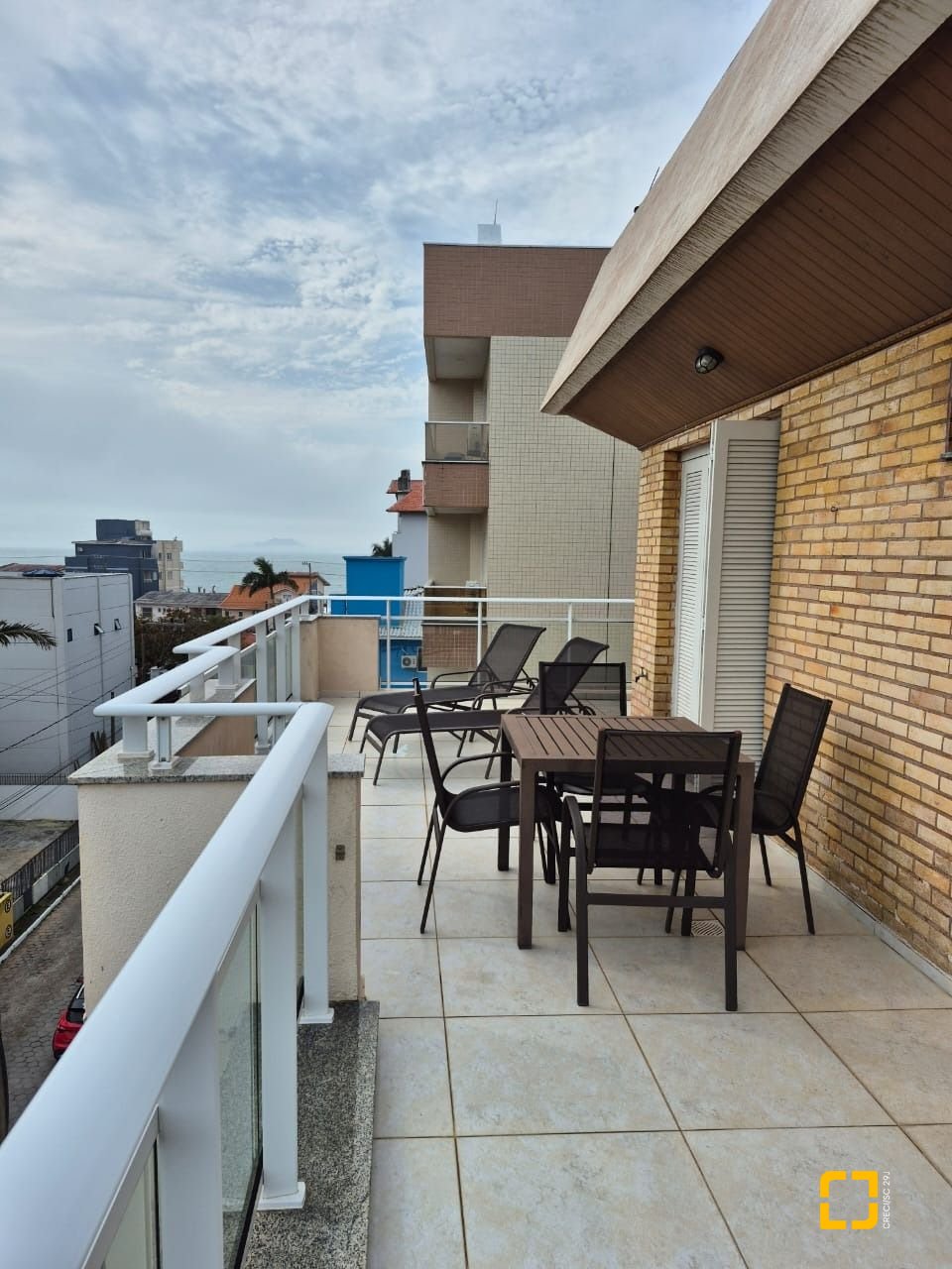 Apartamento com 213m², 3 quartos, 2 garagens, no bairro Ingleses em Florianópolis