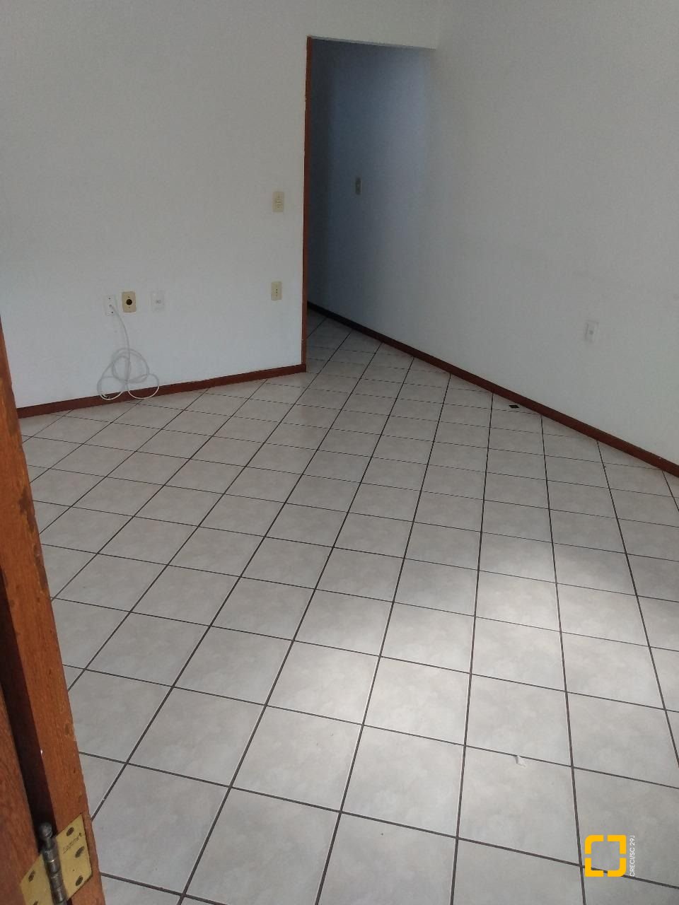 Casa com 253m², 4 quartos (sendo 1 suíte), 3 garagens, no bairro Trindade em Florianópolis