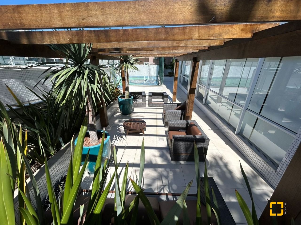 Apartamento com 82m², 4 quartos (sendo 1 suíte), 1 garagem, no bairro Agronômica em Florianópolis
