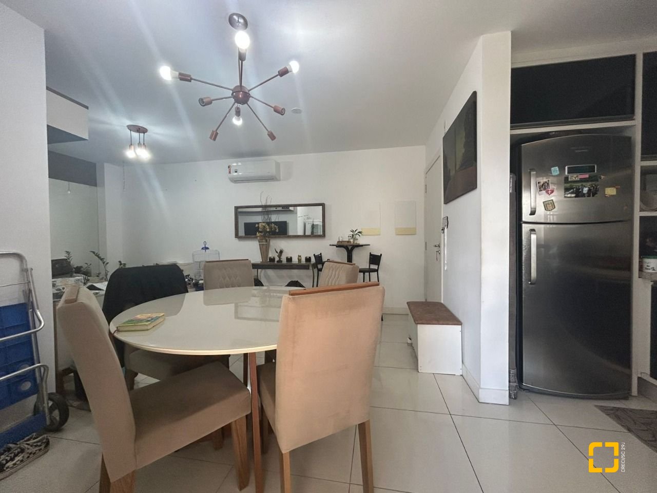 Apartamento com 82m², 4 quartos (sendo 1 suíte), 1 garagem, no bairro Agronômica em Florianópolis